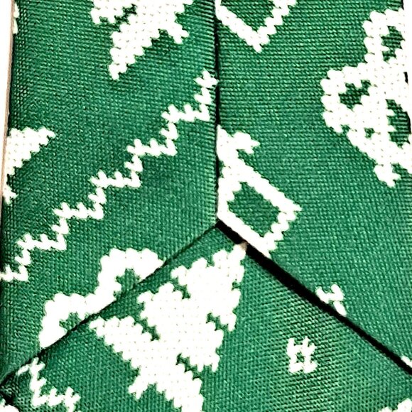 DEC. 25th Green Christmas Tie - Picture 6 of 10